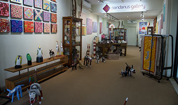 Pandanus Gallery - Aboriginal Art Online